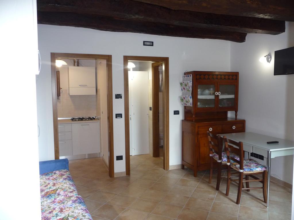 Casa Del Nonno Leilighet Tarzo Eksteriør bilde