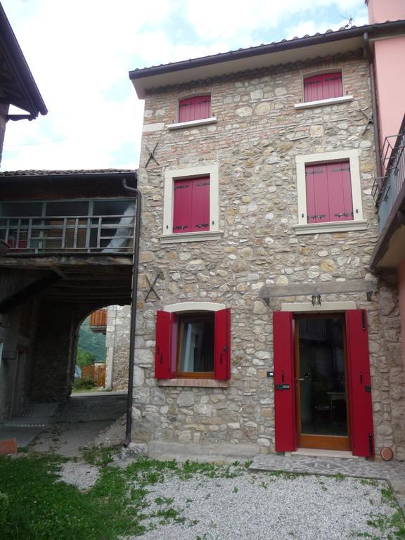 Casa Del Nonno Leilighet Tarzo Eksteriør bilde
